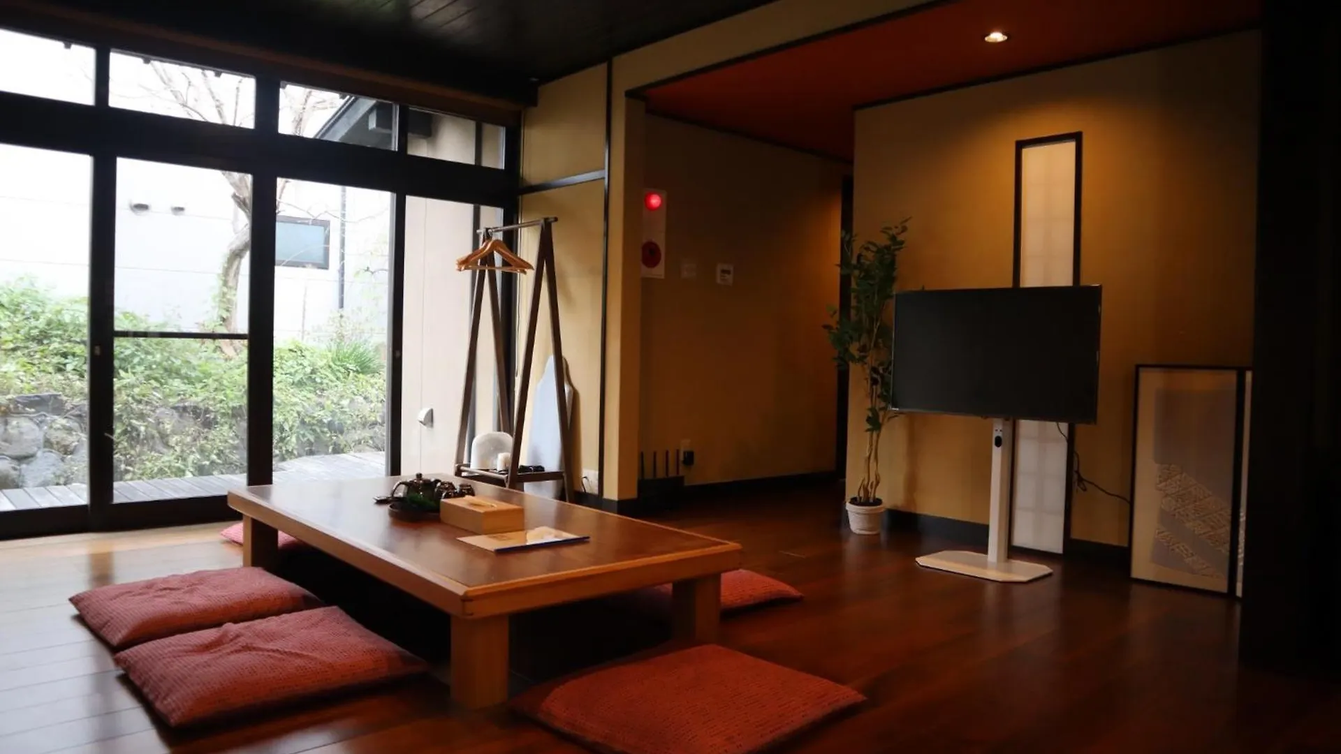 Дом отдыха Nishijin Five Crossroads - Vacation Stay 18405 Киото